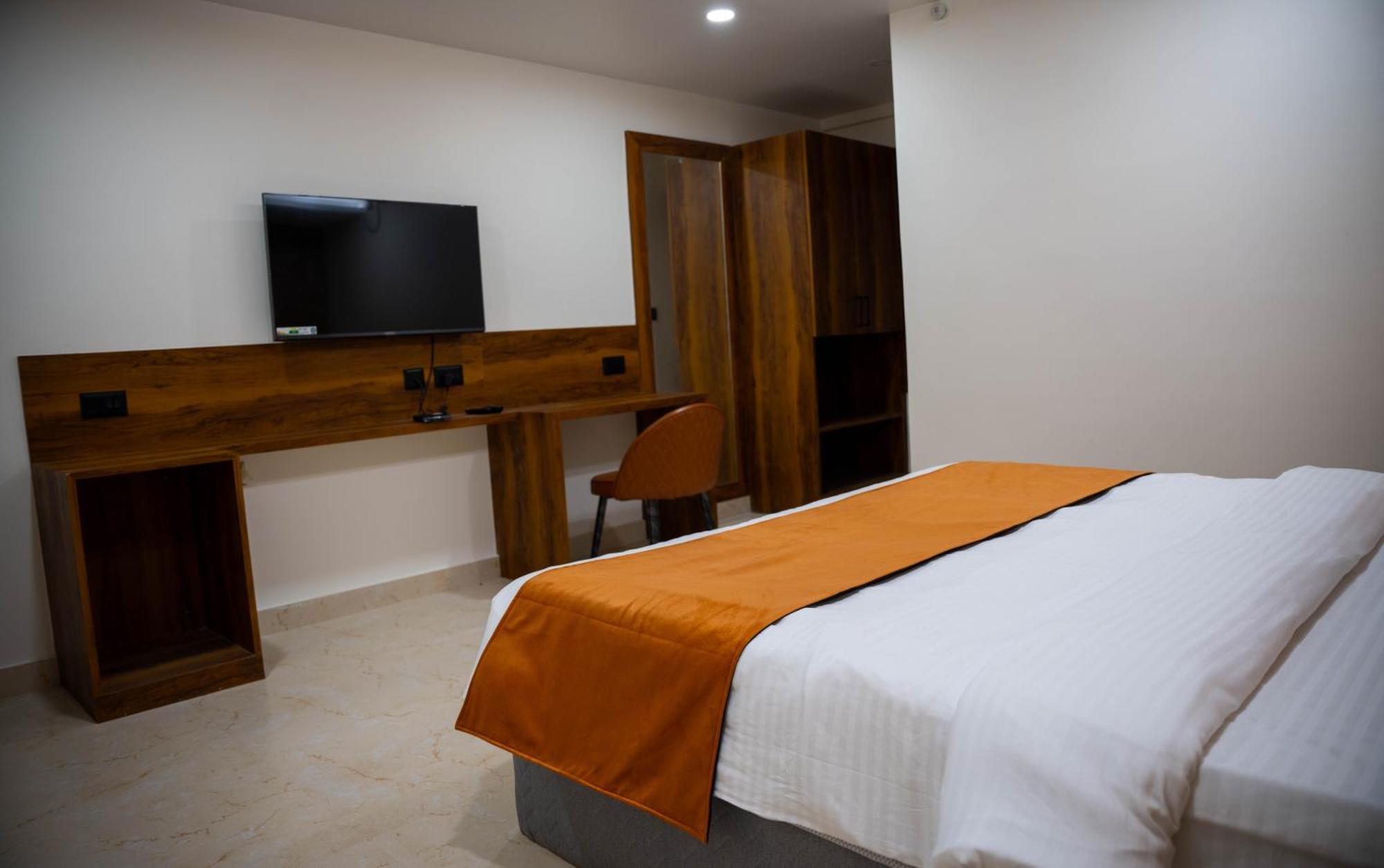 בובנשוואר Hotel Orange מראה חיצוני תמונה