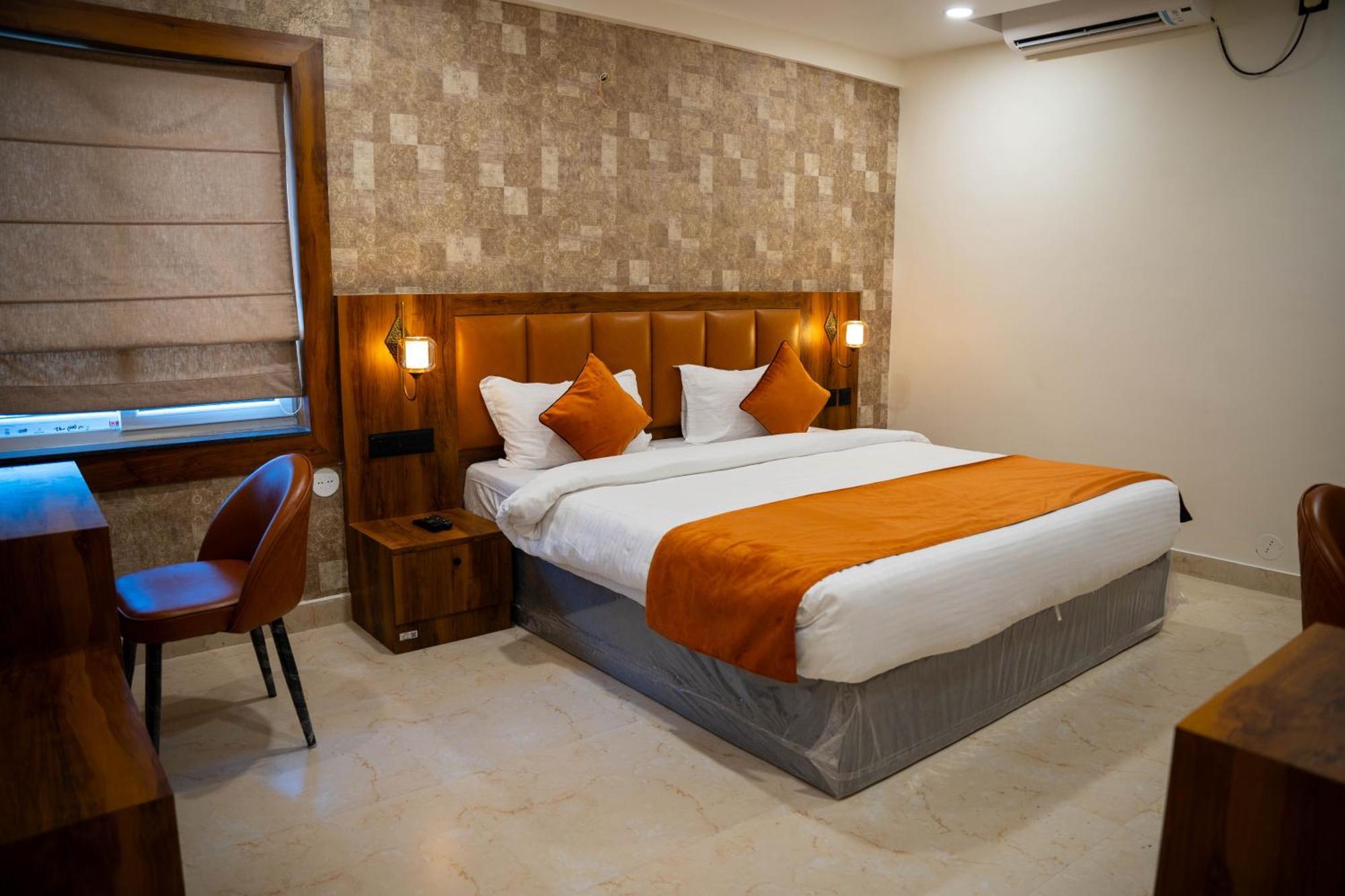 בובנשוואר Hotel Orange מראה חיצוני תמונה